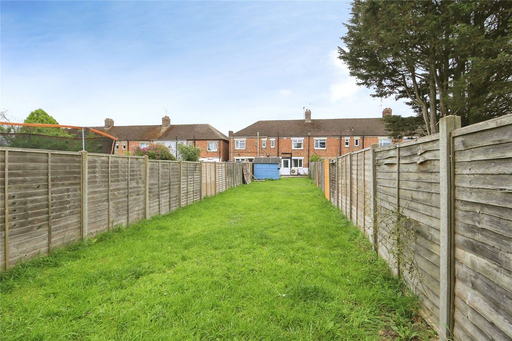 Property photo 2 of 17 Picture No. 30