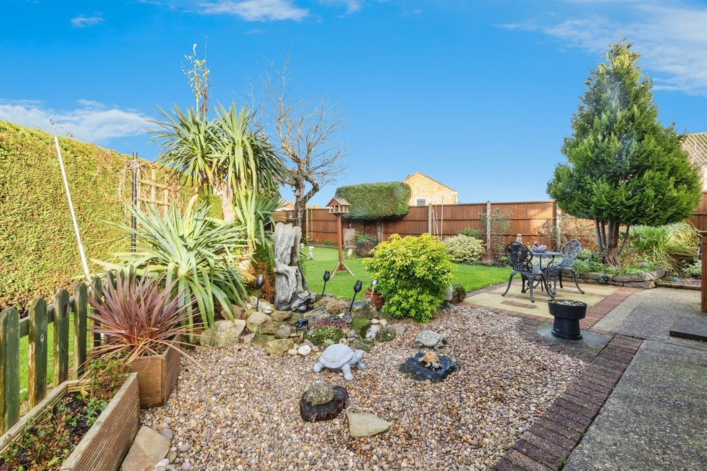 Property photo 2 of 19