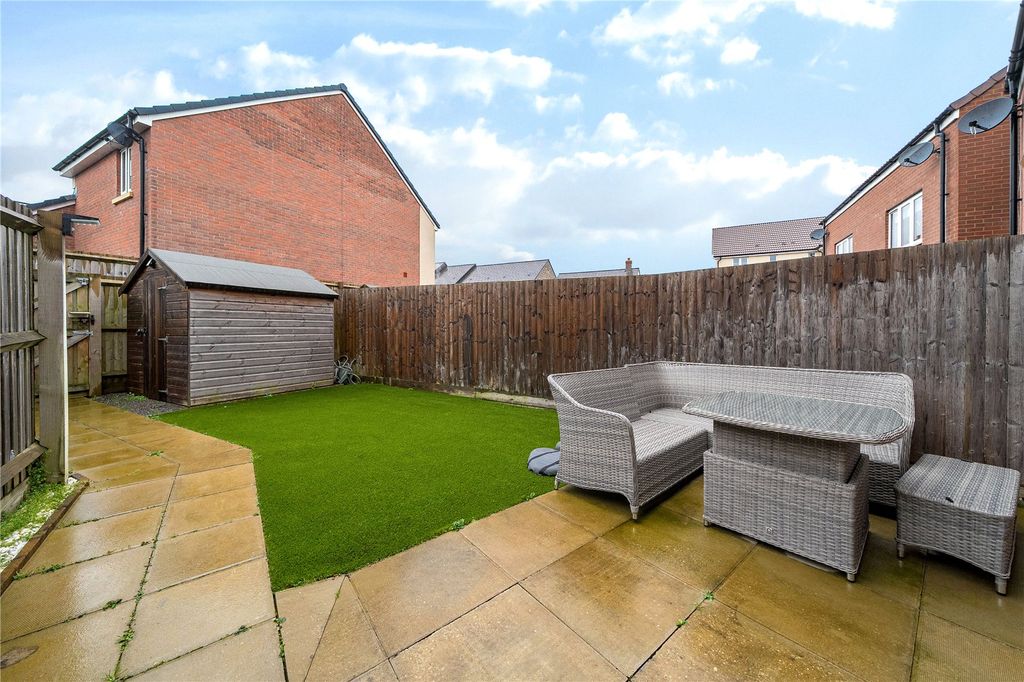 Property photo 2 of 18 Picture No. 01