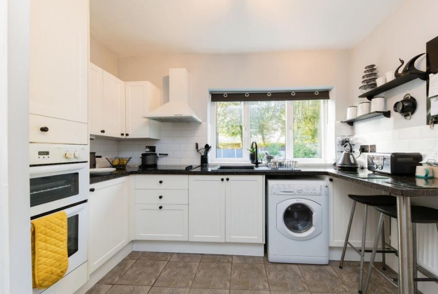 Property photo 3 of 9