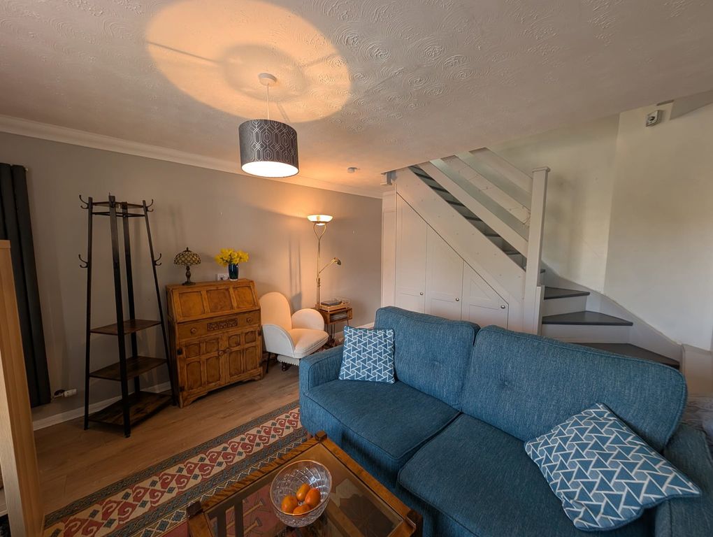 Property photo 2 of 12