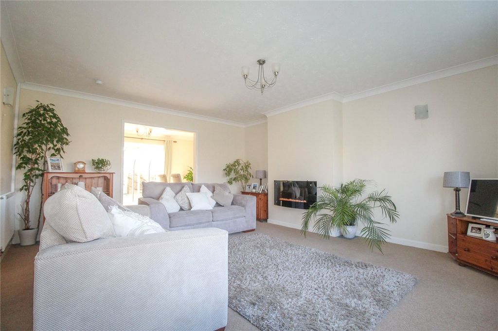 Property photo 3 of 17 Picture No. 14