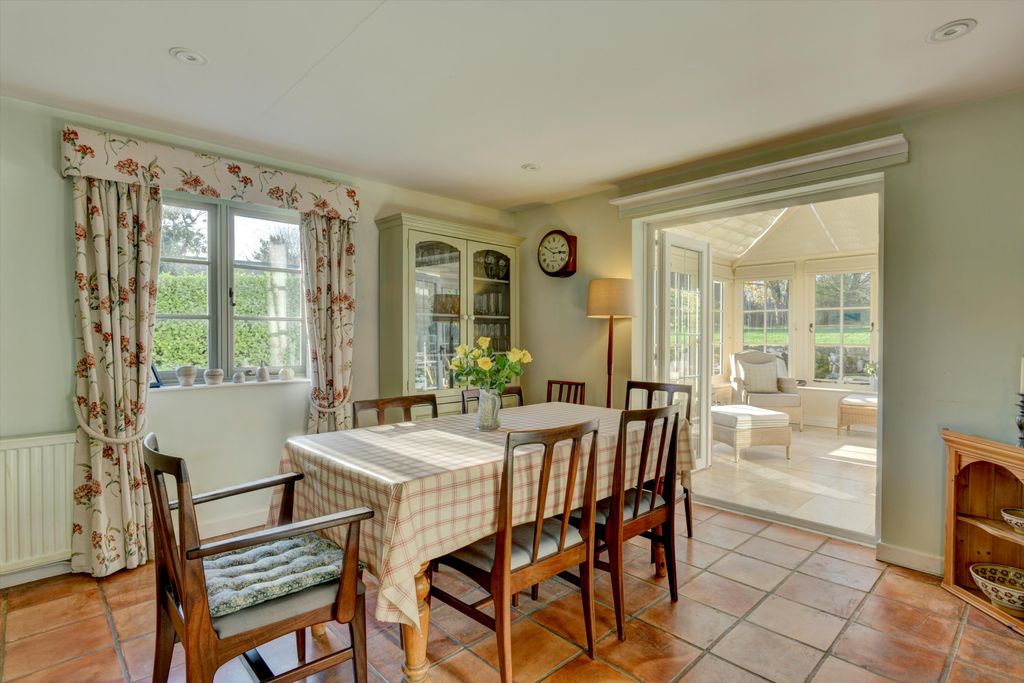 Property photo 3 of 22 Image