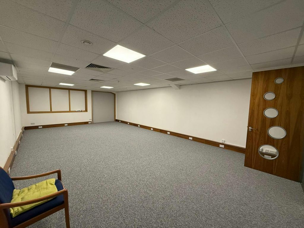 Property photo 3 of 16 Img20251119Wa0053.Jpg