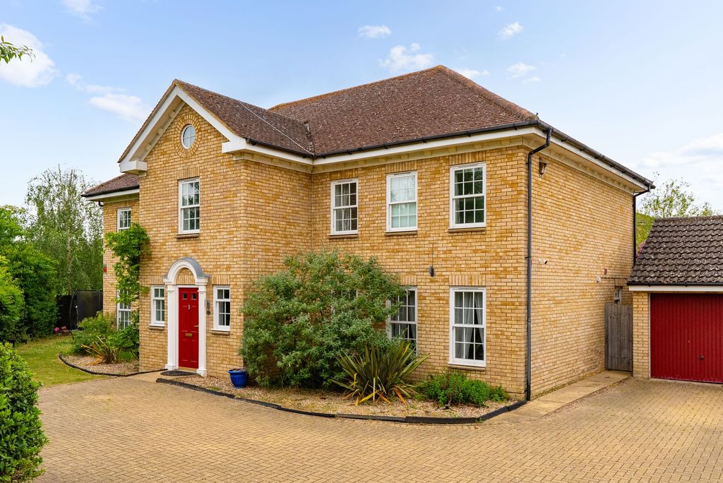 Property photo 2 of 47
