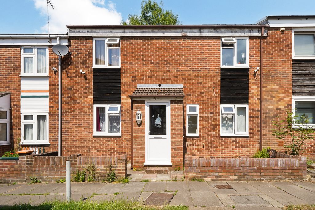 Property photo 1 of 15 4 Bedroom Terraced House For Sale In Harrow