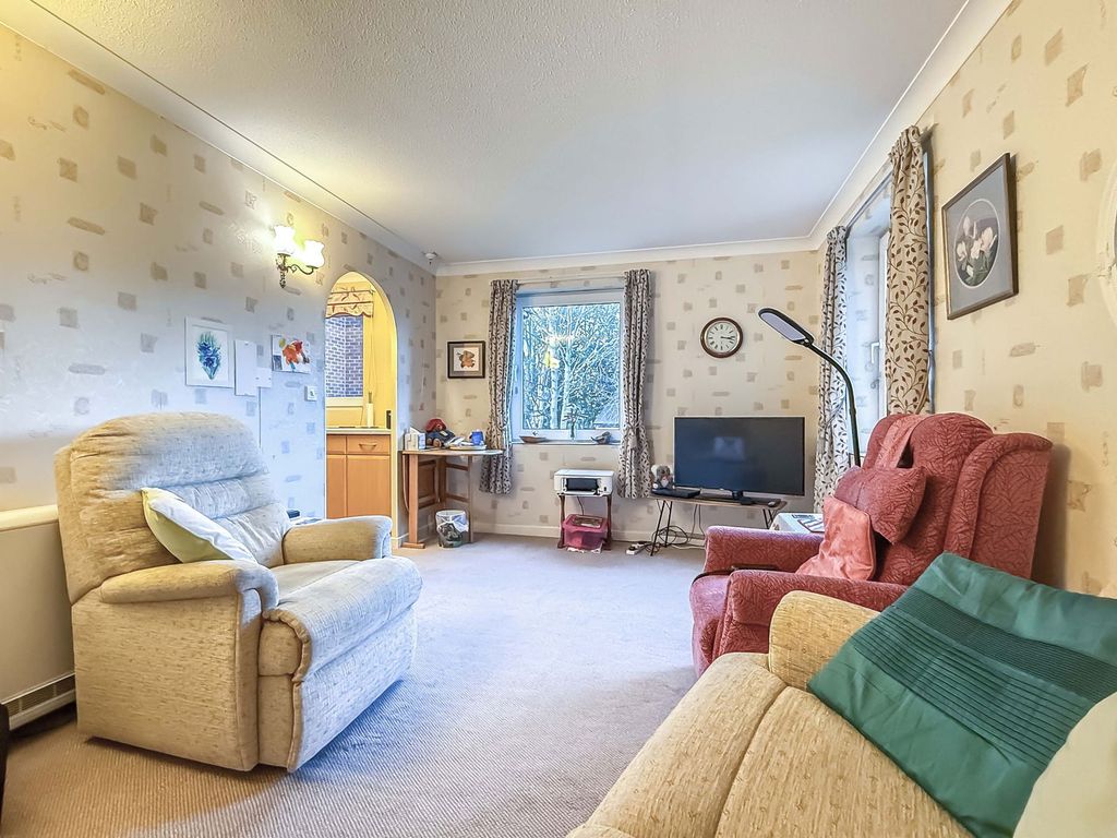 Property photo 2 of 9