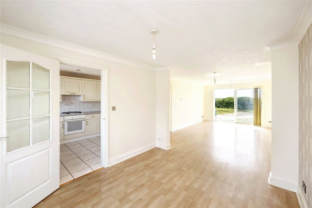 Property photo 3 of 15 Picture No. 05
