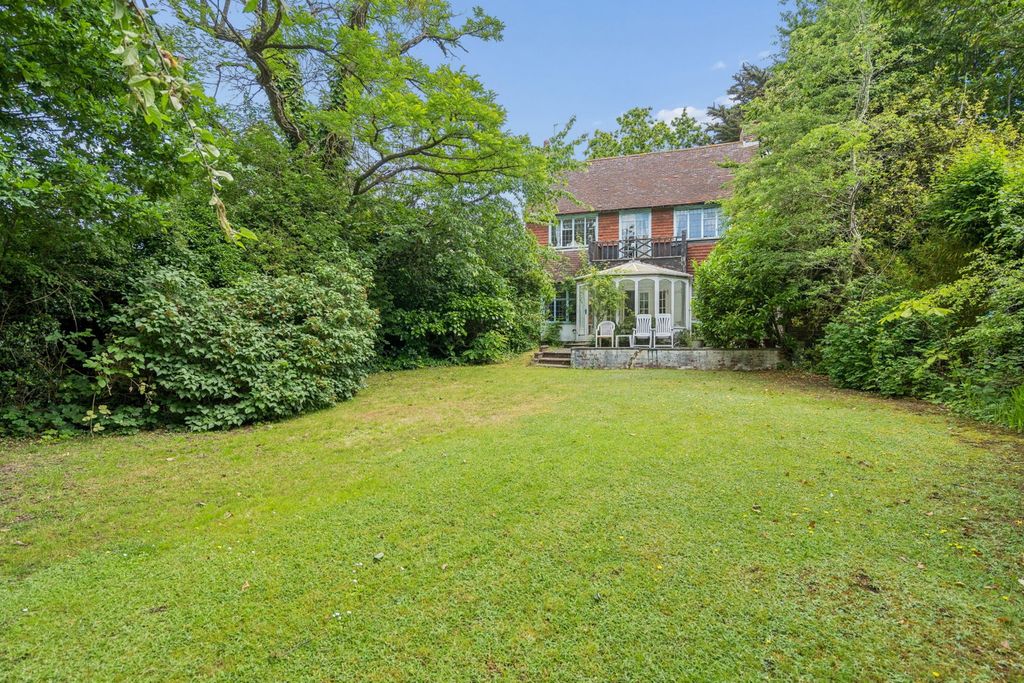 Property photo 3 of 19