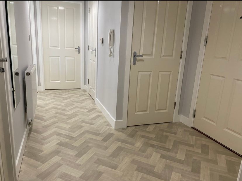 Property photo 2 of 7 Entrance Hall