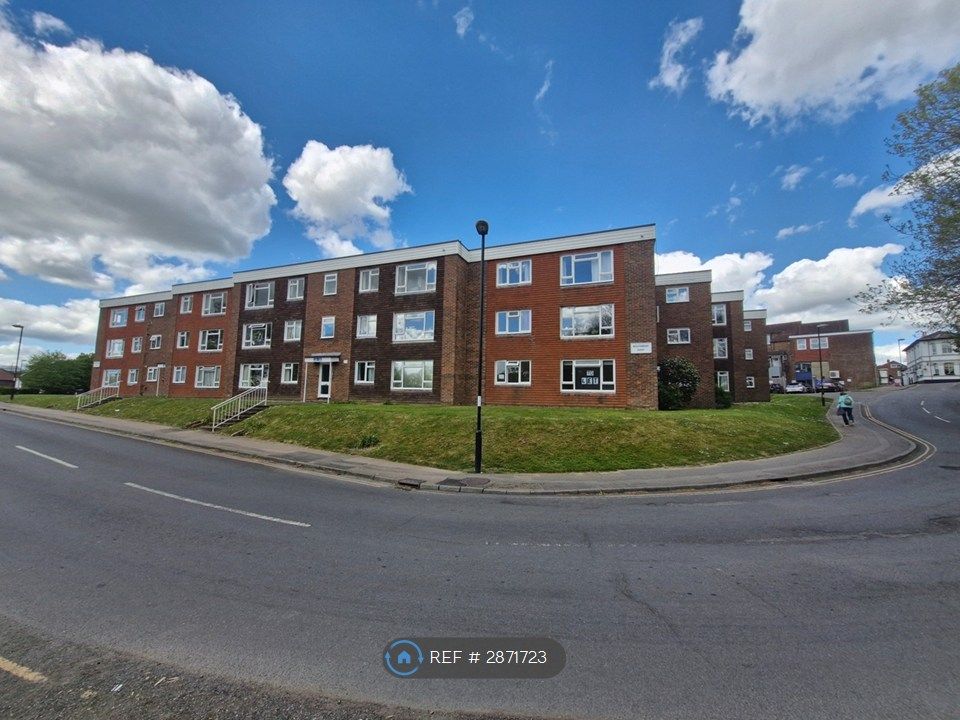 Property photo 2 of 8