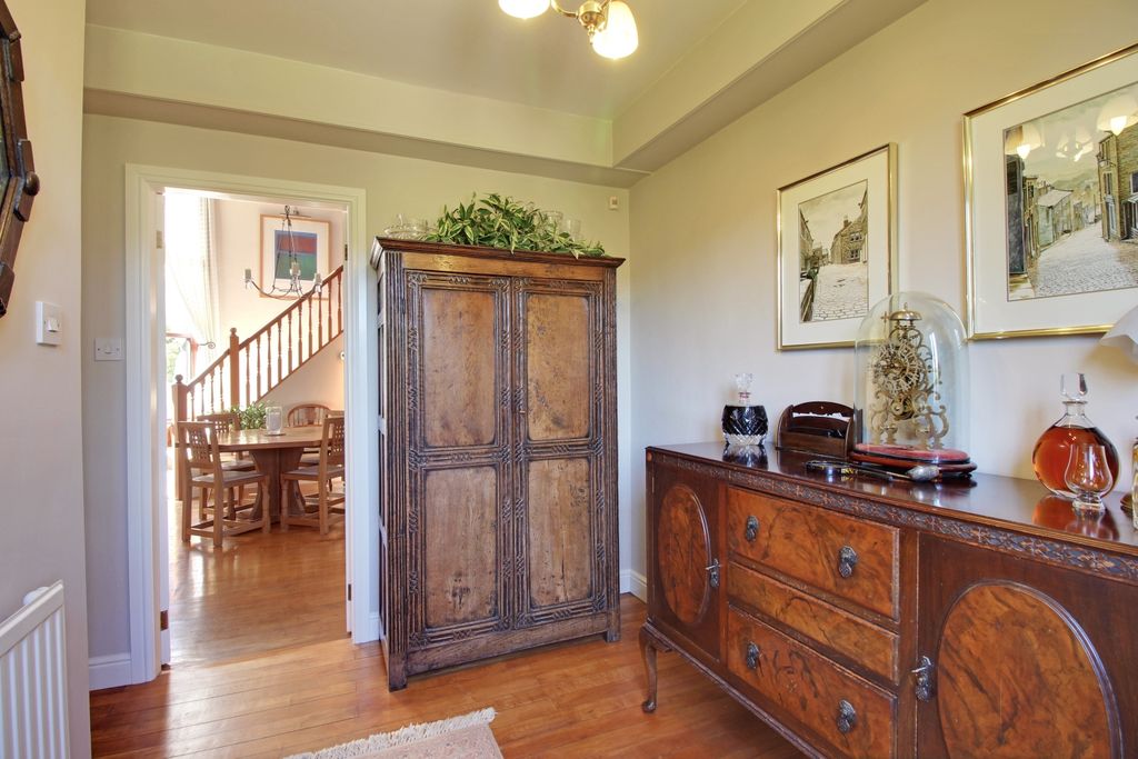 Property photo 2 of 35 Hallway