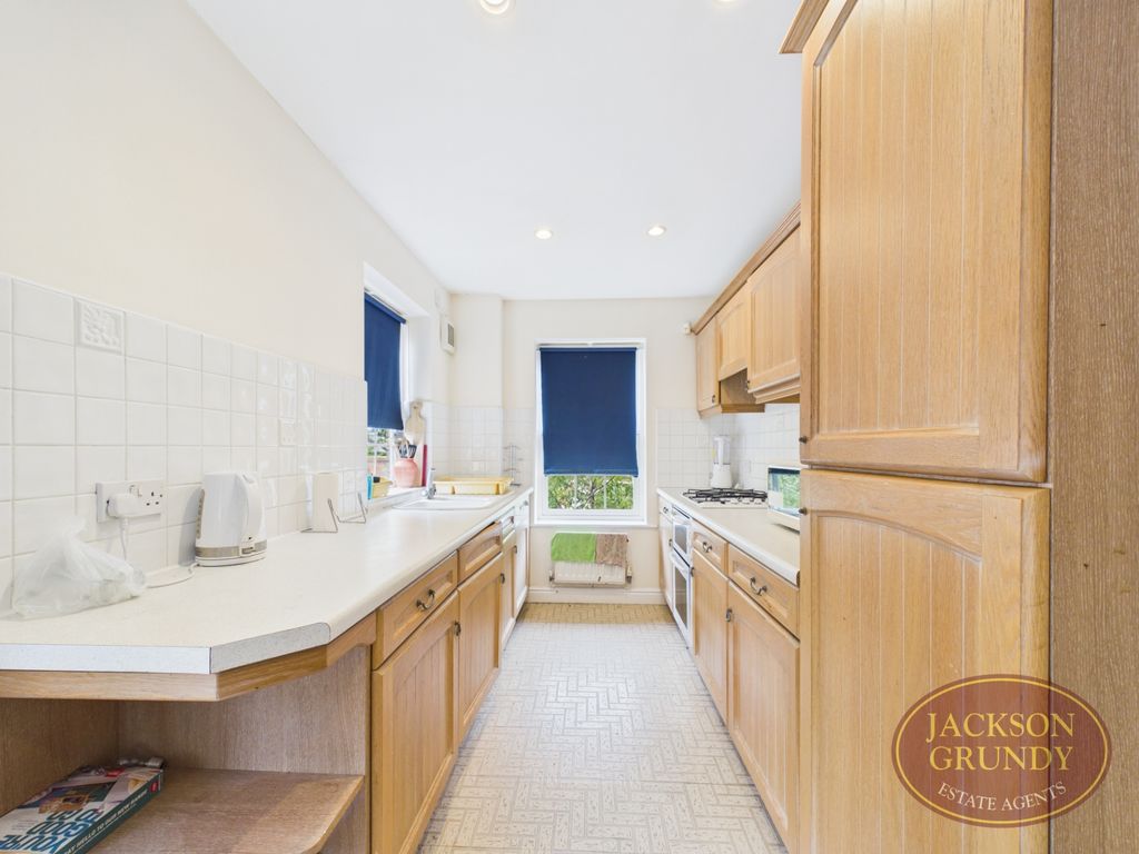 Property photo 3 of 18 Scholars Court