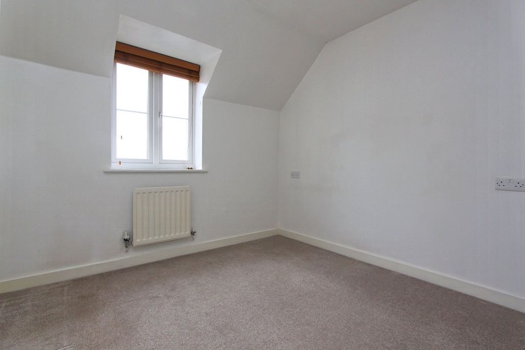 Additional image 8 of 2 bed flat for saleLeaze Close, Thornbury, South Gloucestershire BS35