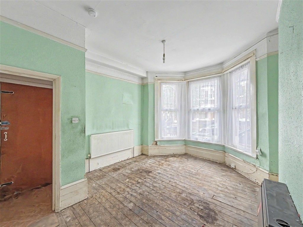 Property photo 3 of 5