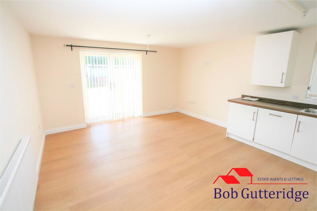 Property photo 3 of 8 Lounge/Kitchen/Diner