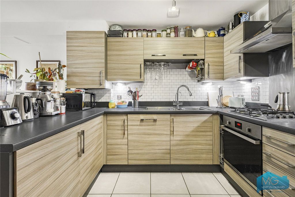 Property photo 1 of 9 Picture No. 05