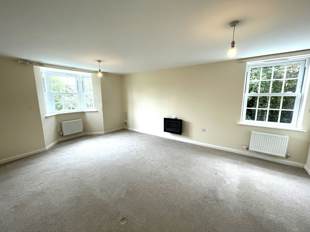 Property photo 2 of 18 Not Specified