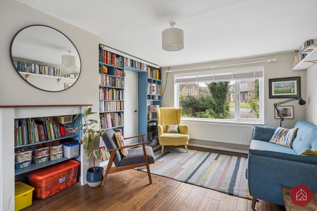 Property photo 2 of 17 Living/Dining Room