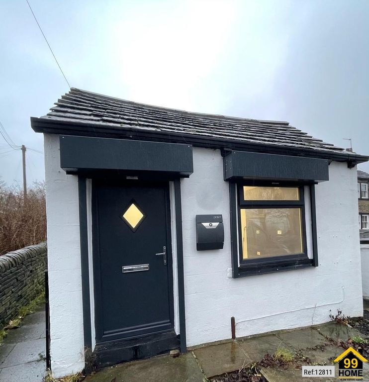 Property photo 2 of 8 Photo 1