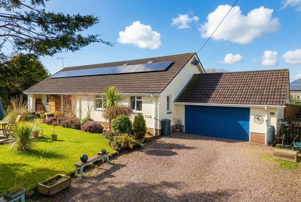 Property photo 1 of 29