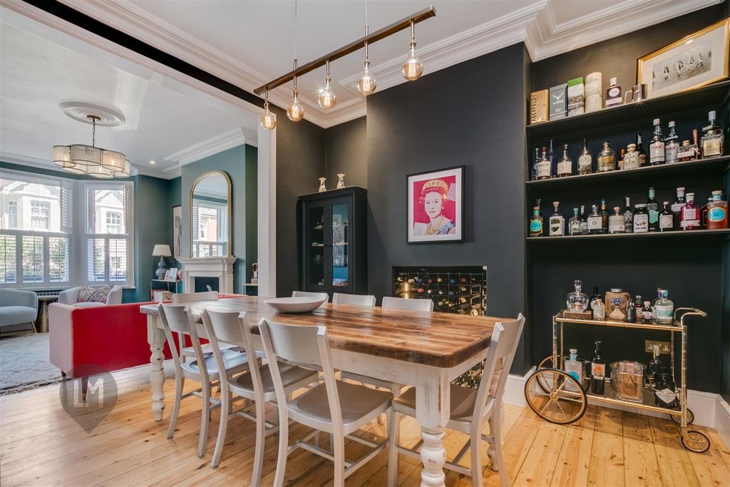 Property photo 3 of 15 Dining Room