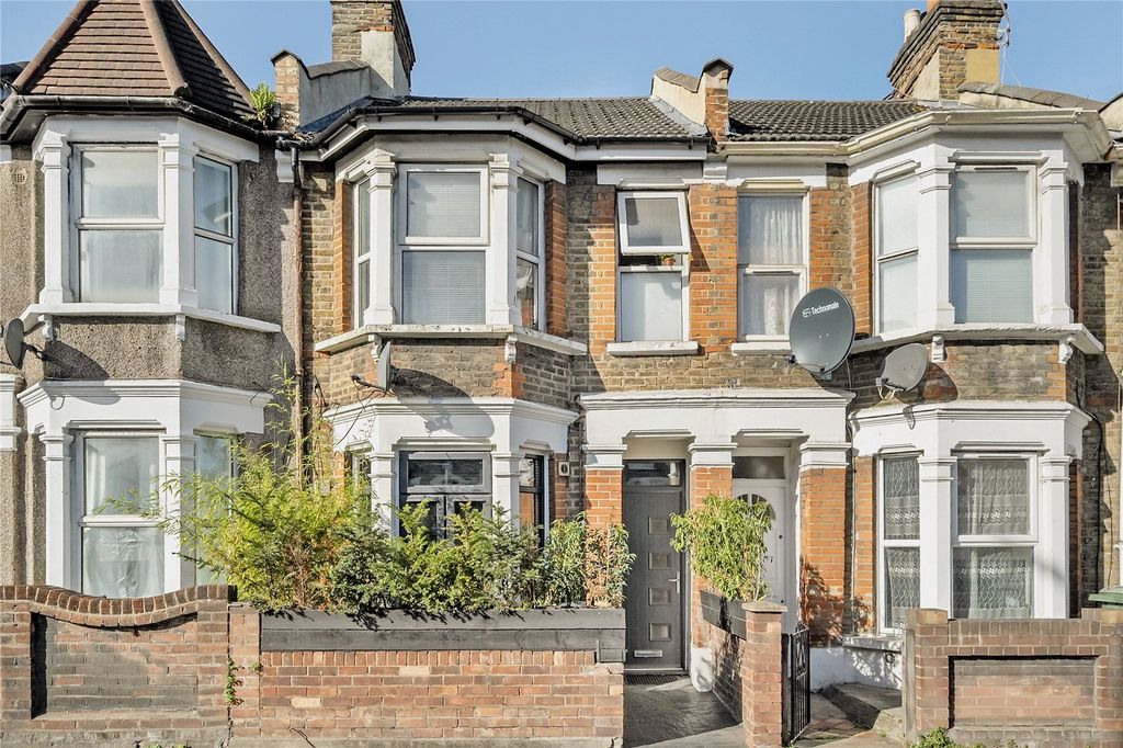 Property photo 1 of 18 Picture No. 01