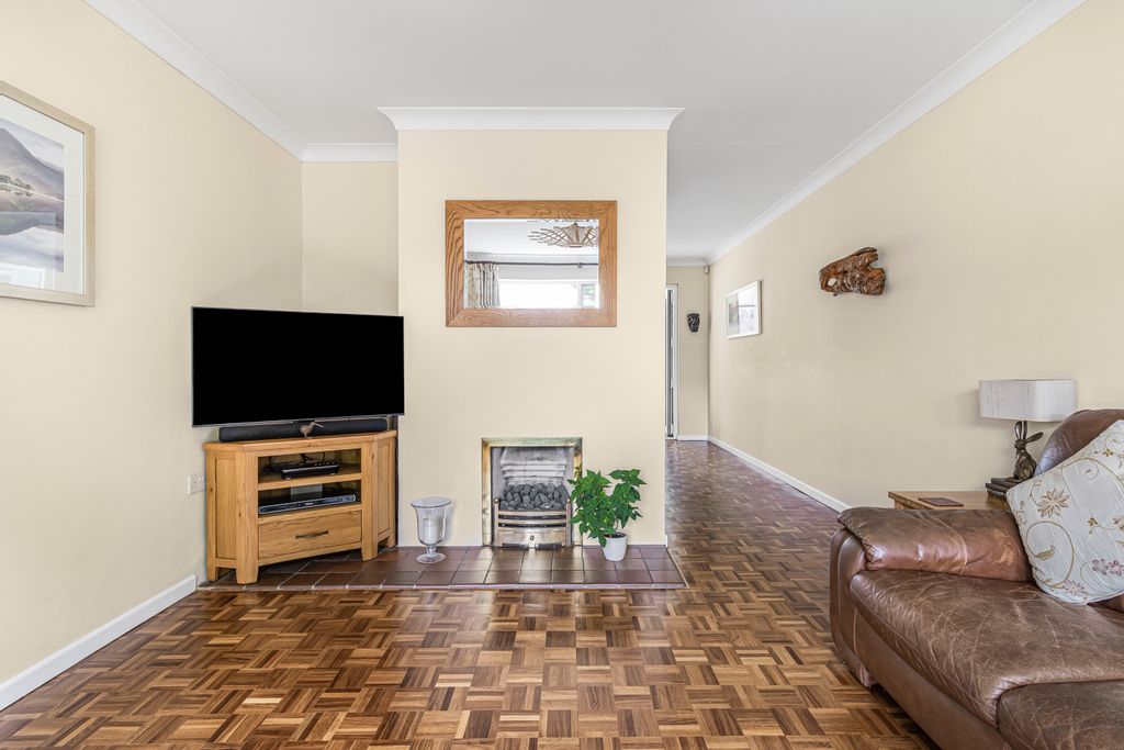 Property photo 3 of 22 2358989