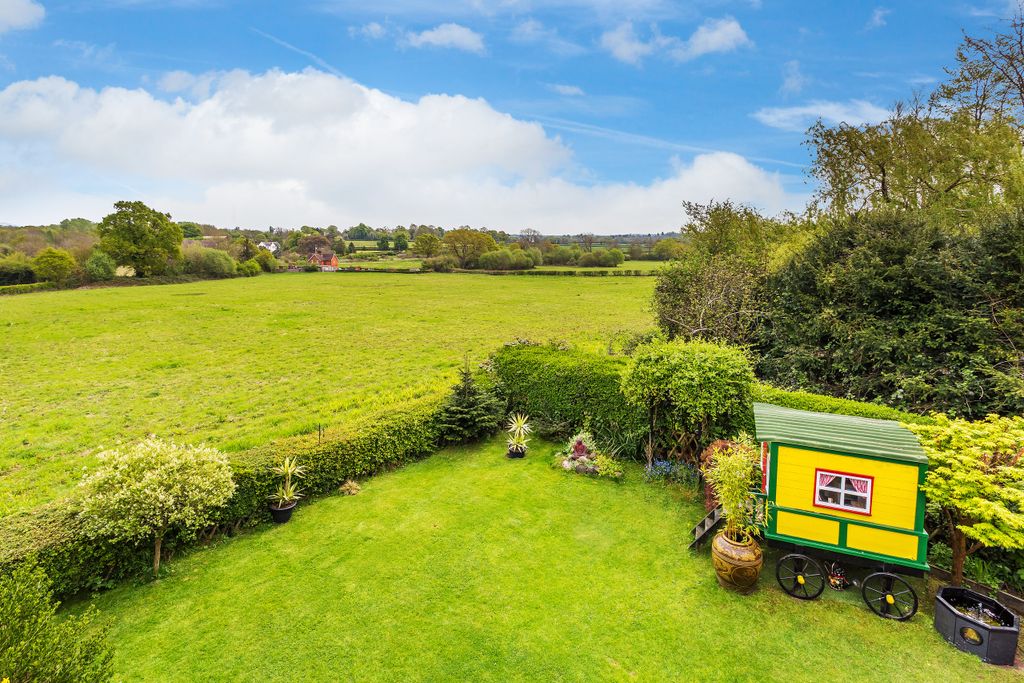 Property photo 2 of 27 2