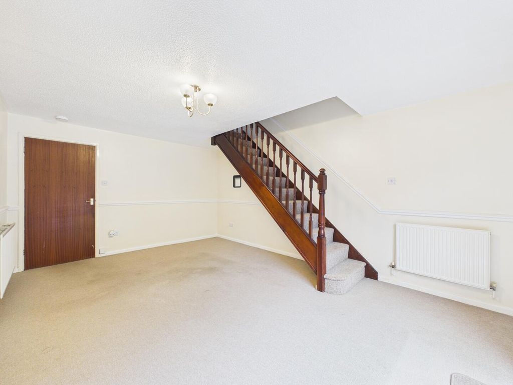 Property photo 3 of 8 Living Room