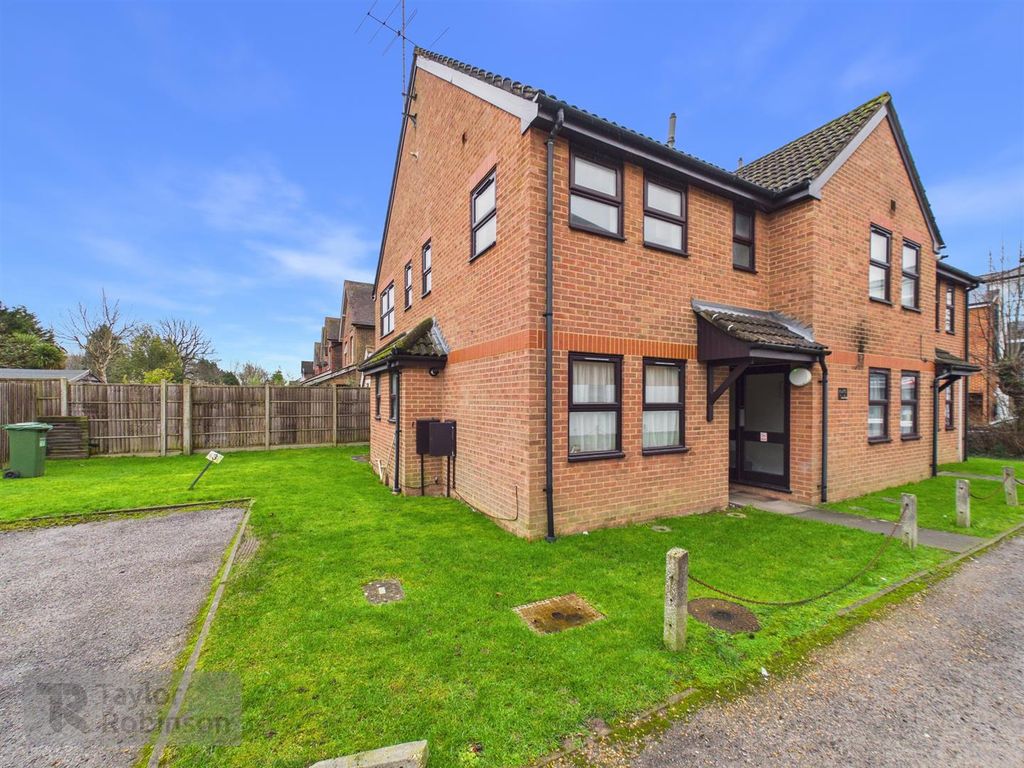 Property photo 1 of 8 Cam02600G0-Pr0641-Still012.Jpg