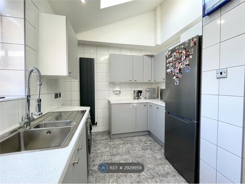 Property photo 3 of 10 Kitchen View 3