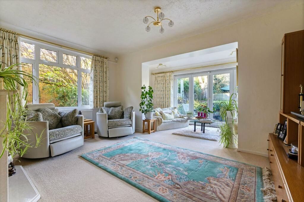 Property photo 2 of 13