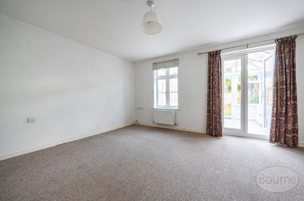 Property photo 3 of 17 Picture No. 06