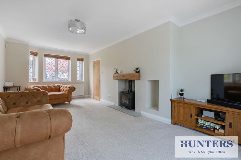 Property photo 3 of 24 Living Room