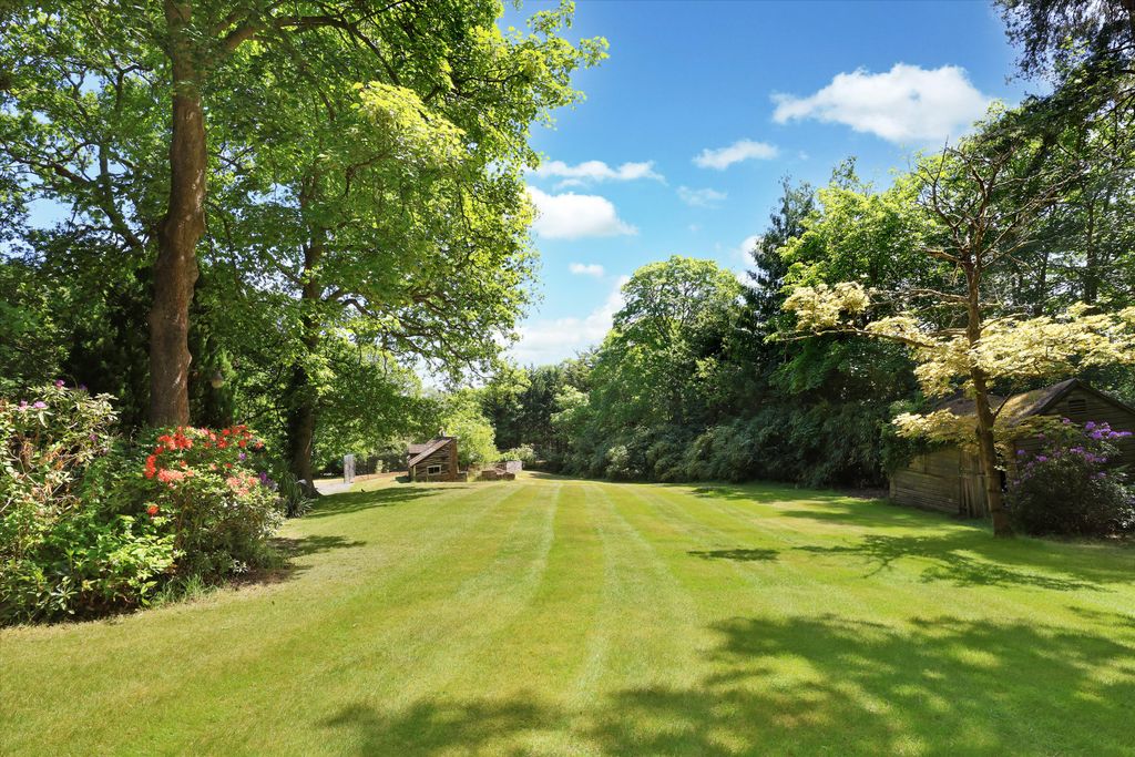 Property photo 2 of 32 Image