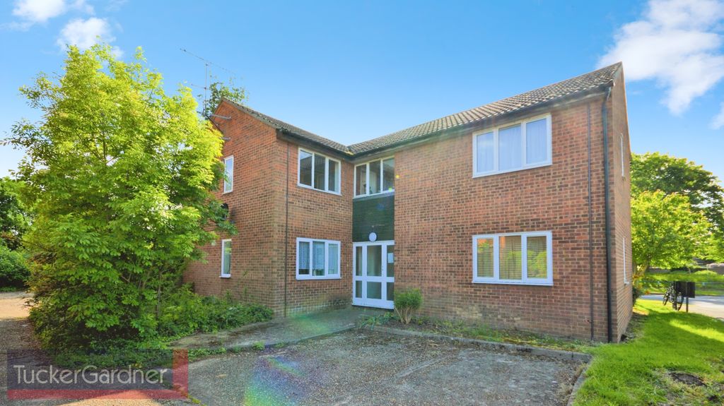 Property photo 1 of 5