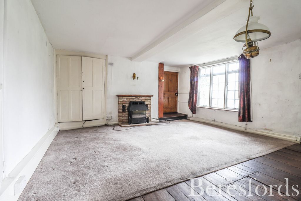 Property photo 3 of 16 Picture No. 02