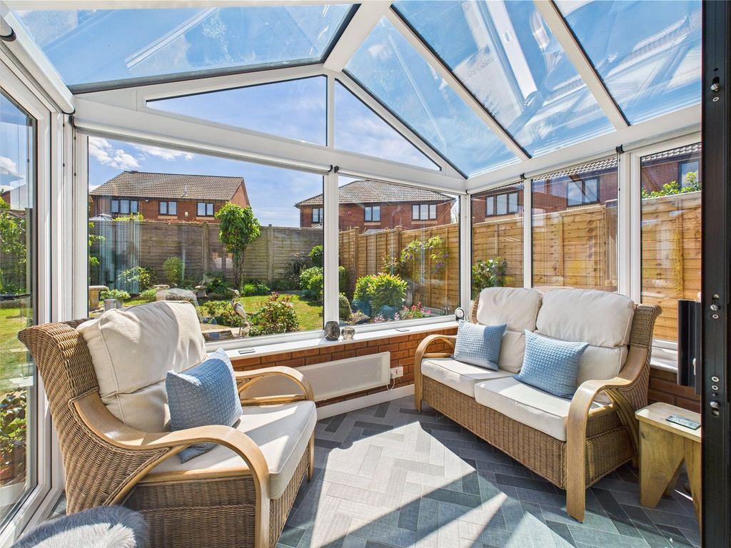 Property photo 3 of 17 Picture No. 30