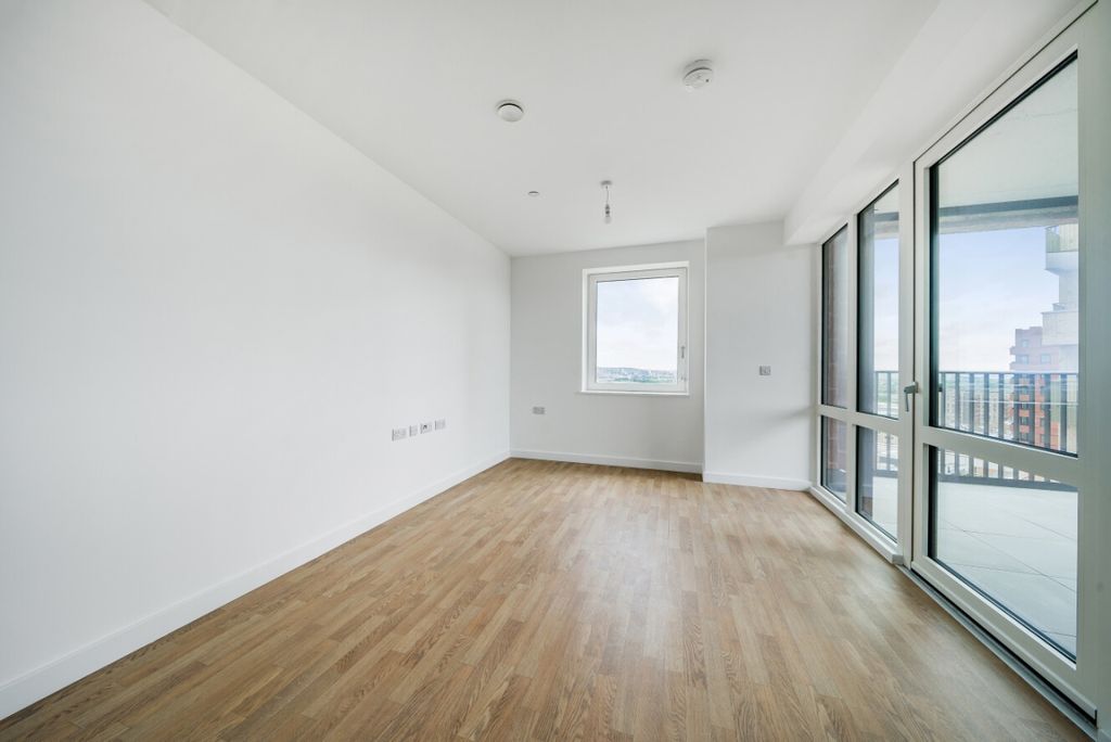 Property photo 2 of 15 1129892 (2)