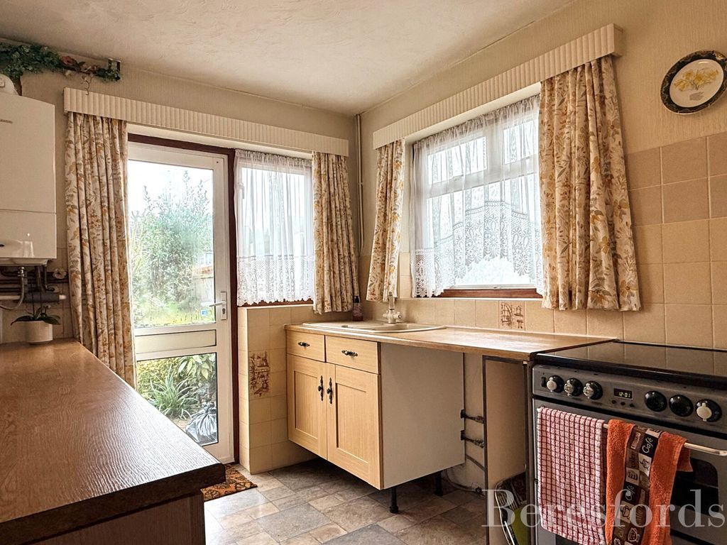 Property photo 2 of 22 Picture No. 11