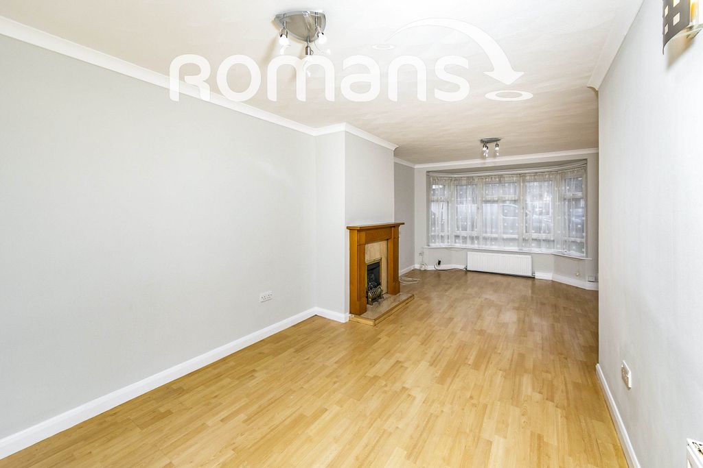 Property photo 3 of 11 ch_21Queensgate_Rg40