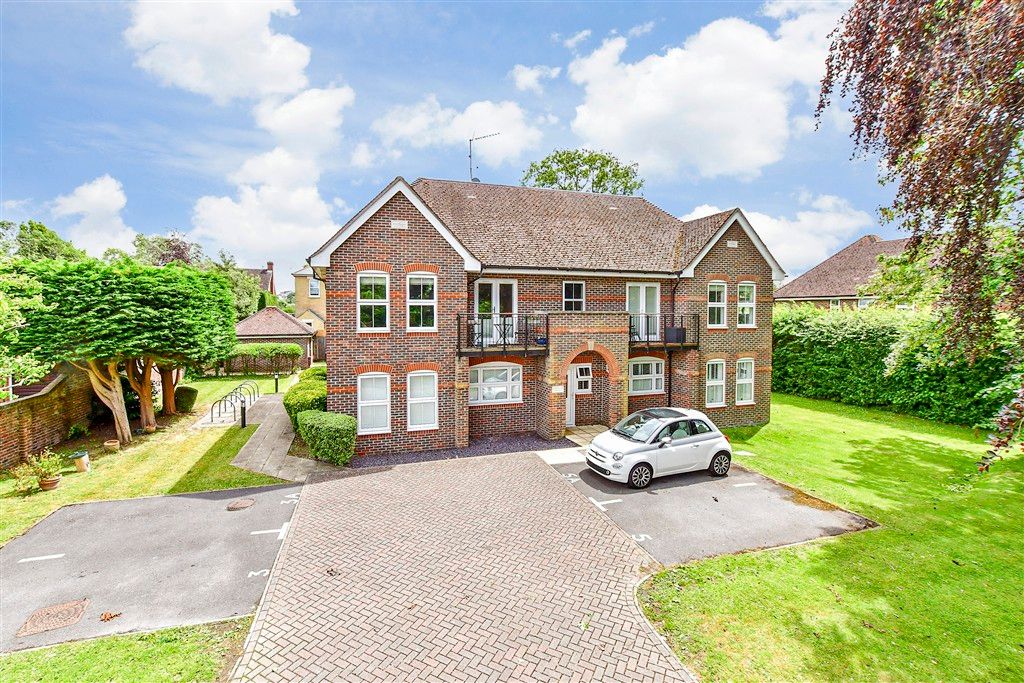 Property photo 1 of 10 External (Web)