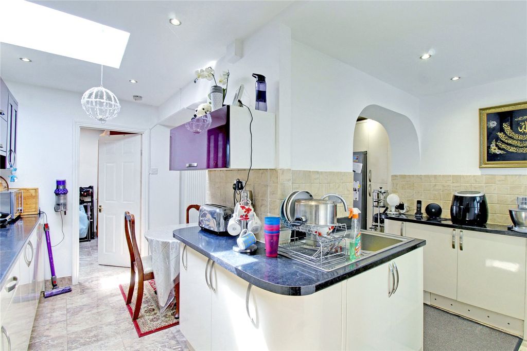 Property photo 3 of 16 Picture No. 06