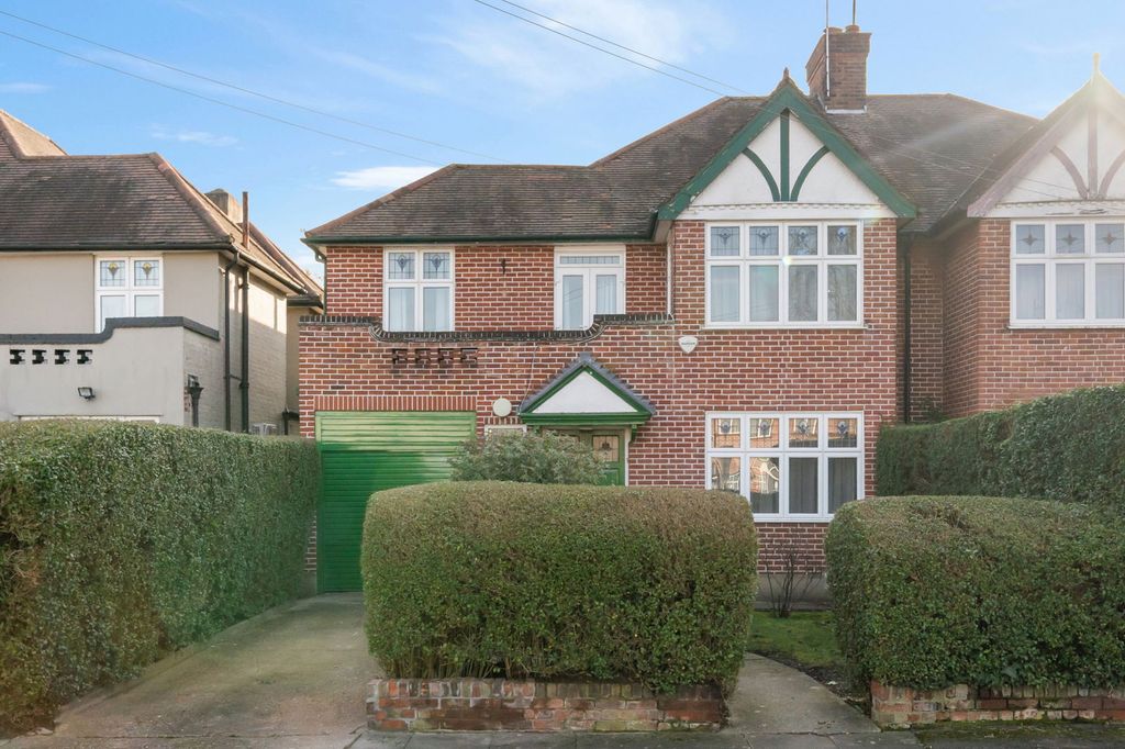 Property photo 1 of 22