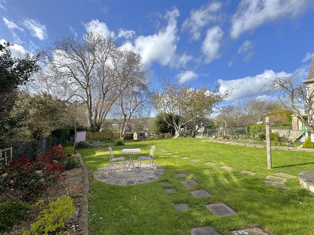 Property photo 2 of 20 15.Jpeg