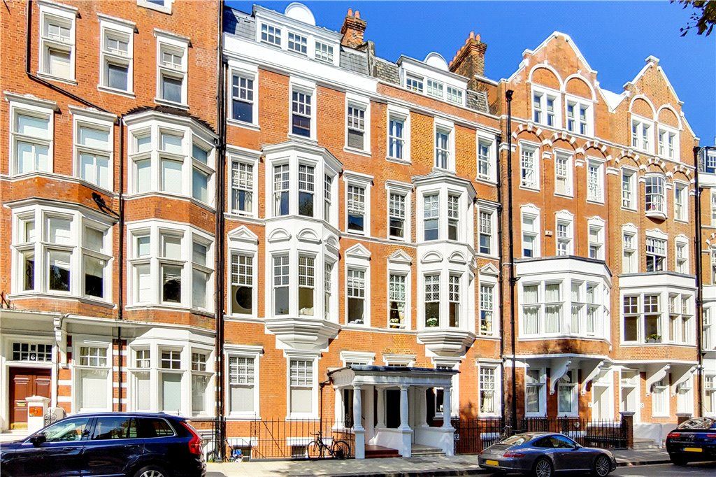 Property photo 1 of 11 Embankment Gardens