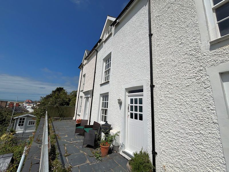 Property photo 1 of 39