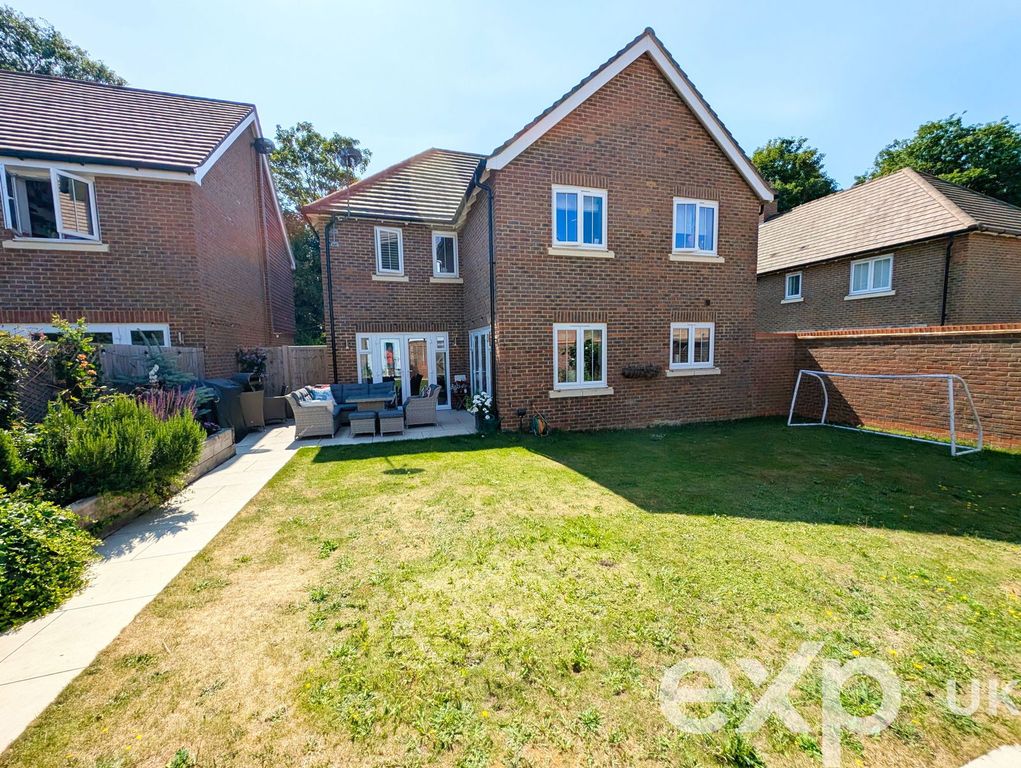 Property photo 1 of 28