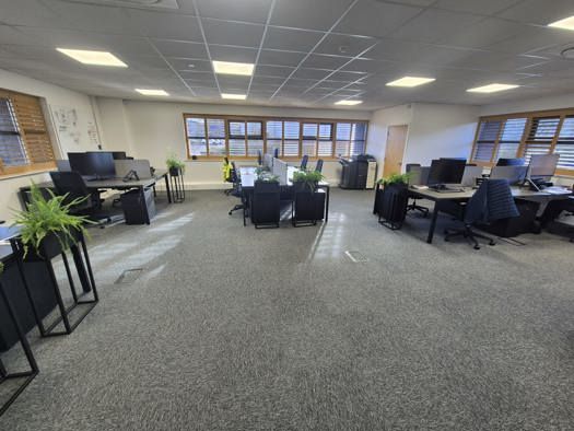 Property photo 2 of 8 Photo 21